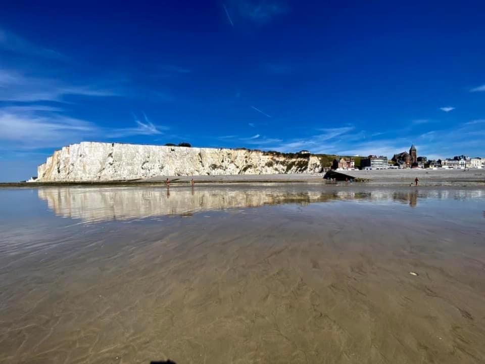 Plage A 50M Appartement Reves Tranquilles Villa Les Bains De Mers Luaran gambar